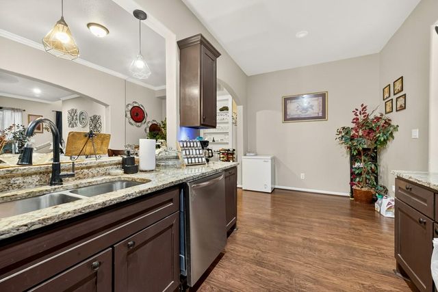 6906 Mcwilliams Drive, Houston, TX 77091