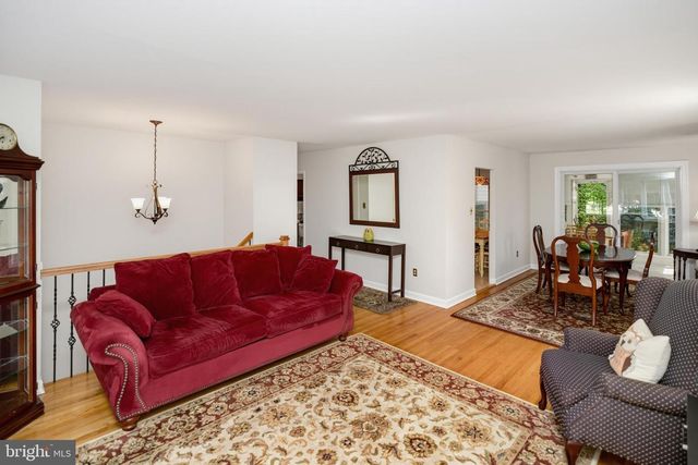 865 MOREFIELD RD, Philadelphia, PA 19115