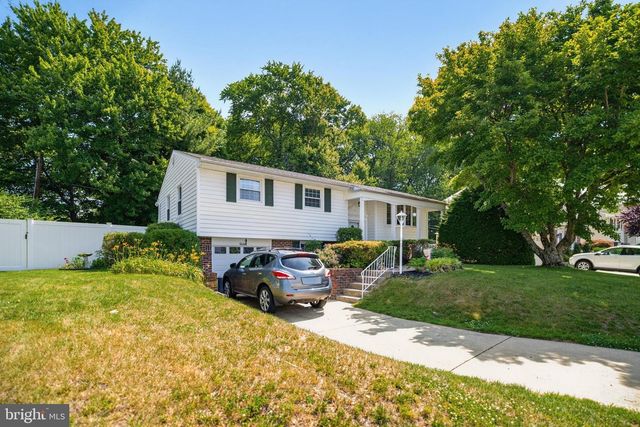 865 MOREFIELD RD, Philadelphia, PA 19115