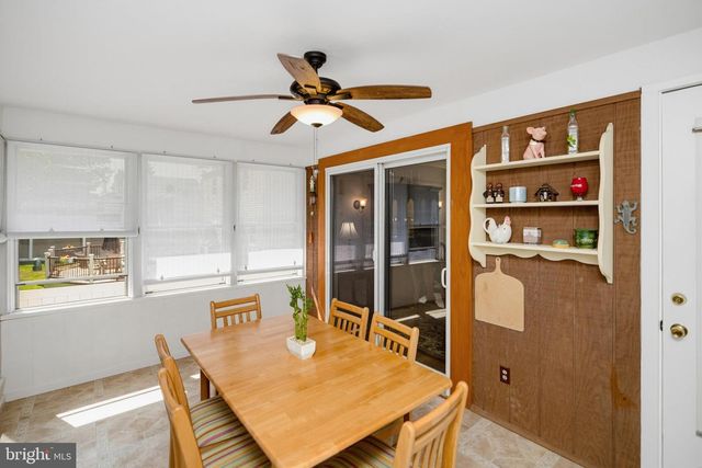 865 MOREFIELD RD, Philadelphia, PA 19115