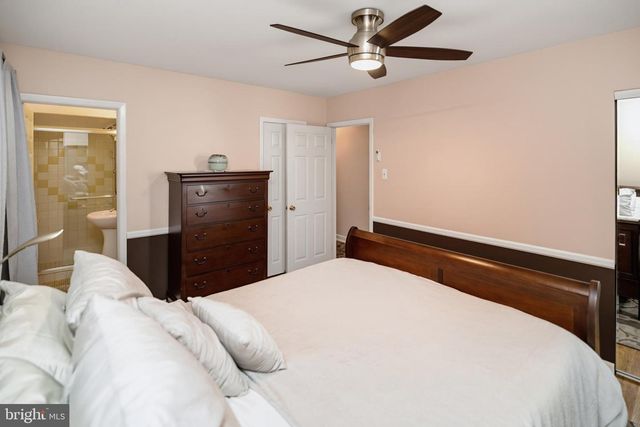 865 MOREFIELD RD, Philadelphia, PA 19115