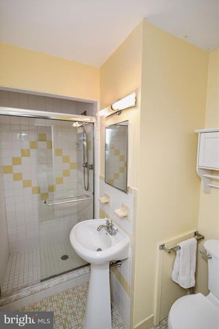 865 MOREFIELD RD, Philadelphia, PA 19115
