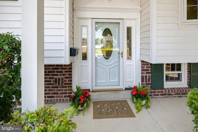 865 MOREFIELD RD, Philadelphia, PA 19115