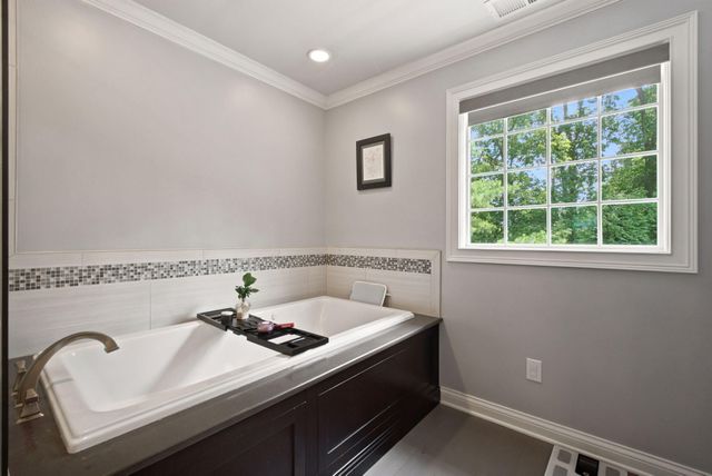110 Wind Haven Drive, Nicholasville, KY 40356