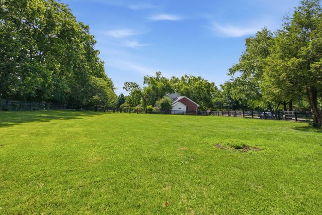 110 Wind Haven Drive, Nicholasville, KY 40356