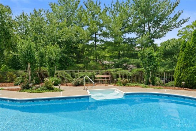 6459 Sherrybrook Drive, Green Twp, OH 45248