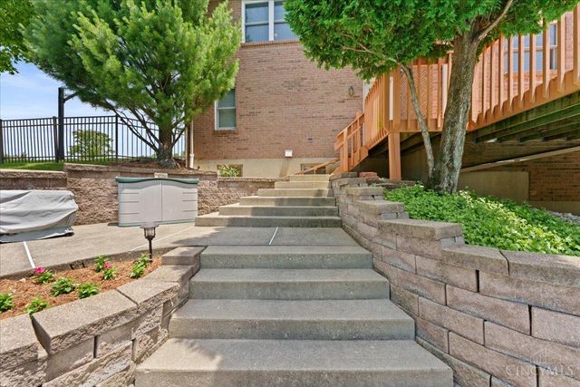 6459 Sherrybrook Drive, Green Twp, OH 45248