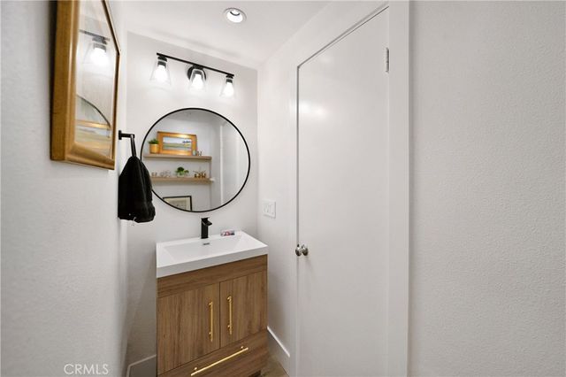 811 W 15th 2B, Newport Beach, CA 92663