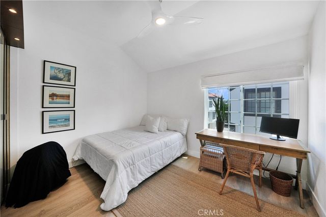 811 W 15th 2B, Newport Beach, CA 92663