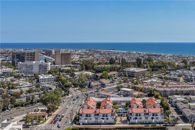 811 W 15th 2B, Newport Beach, CA 92663