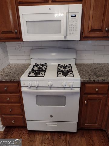 510 Montrachet Court, Lawrenceville, GA 30043