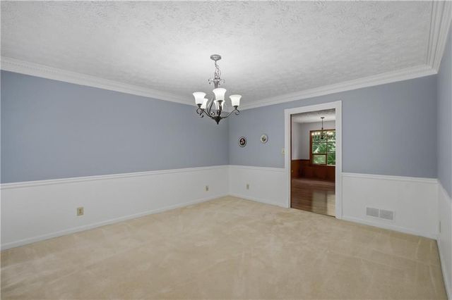 2562 River Knoll Drive SW, Lilburn, GA 30047