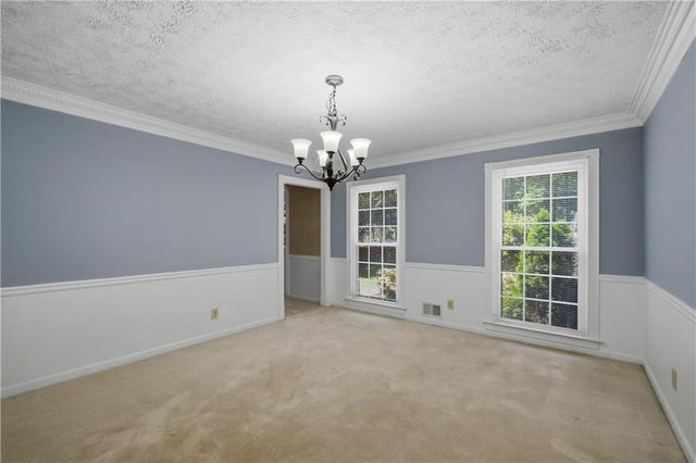 2562 River Knoll Drive SW, Lilburn, GA 30047