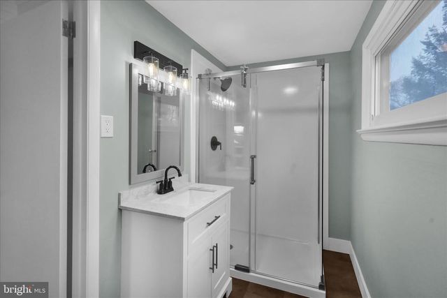 5965 LEEBEL RD, East Petersburg, PA 17520