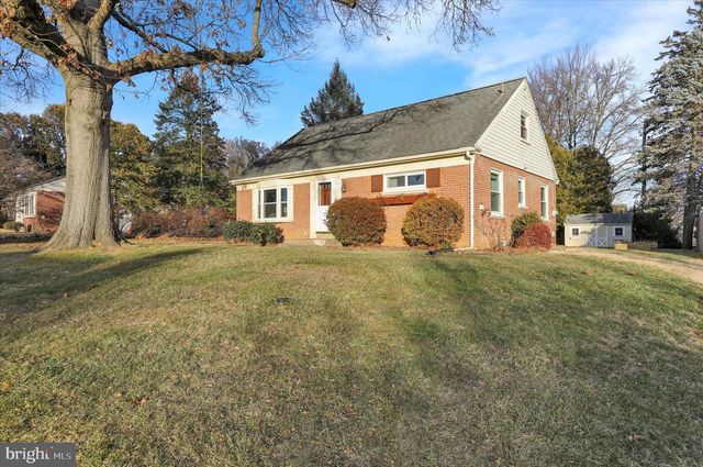 5965 LEEBEL RD, East Petersburg, PA 17520