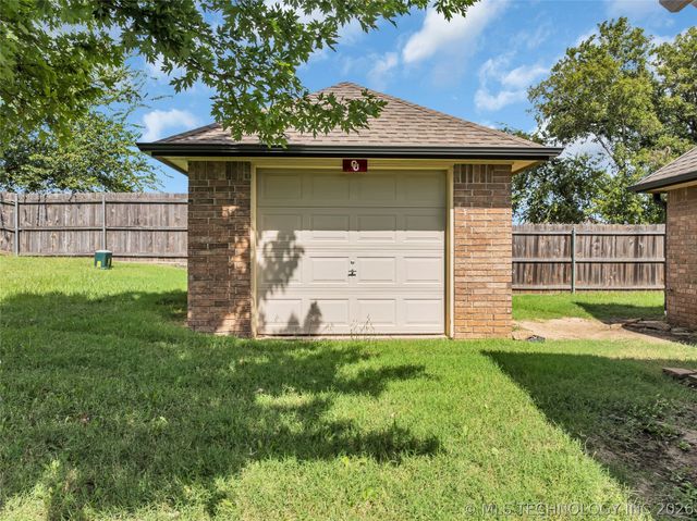 402 Birdseye, Sulphur, OK 73086
