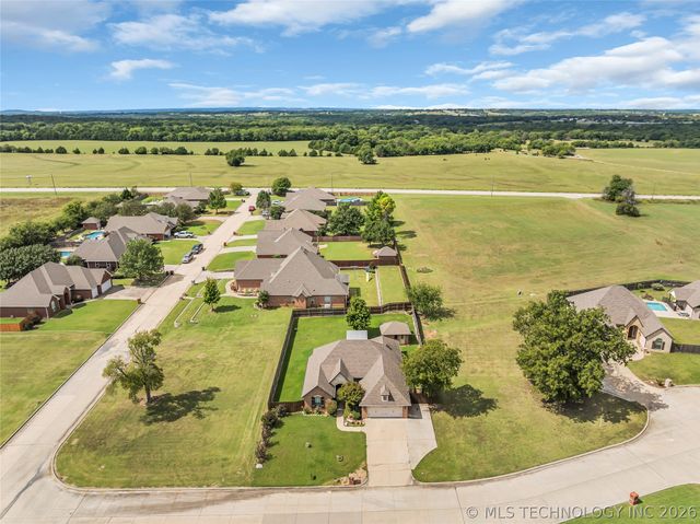 402 Birdseye, Sulphur, OK 73086