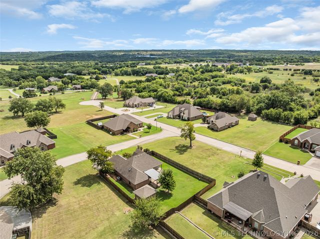 402 Birdseye, Sulphur, OK 73086