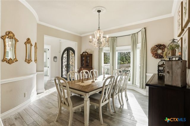 426 County Road 2801 W, Mico, TX 78056