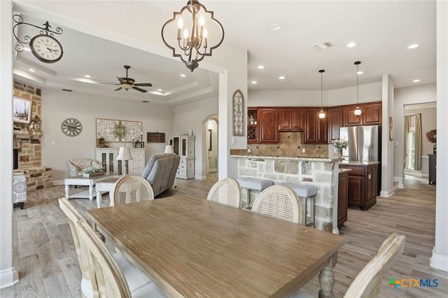 426 County Road 2801 W, Mico, TX 78056