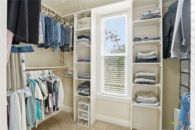 426 County Road 2801 W, Mico, TX 78056