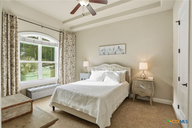 426 County Road 2801 W, Mico, TX 78056