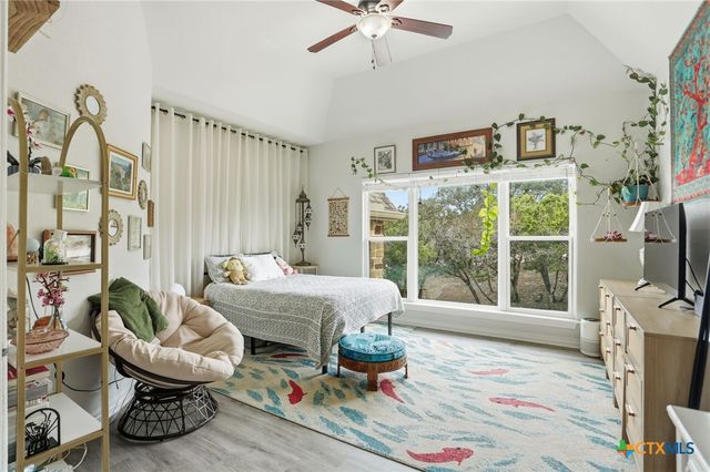 426 County Road 2801 W, Mico, TX 78056