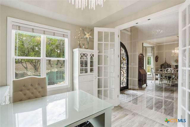 426 County Road 2801 W, Mico, TX 78056