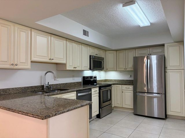 3160 Leewood Terrace L115, Boca Raton, FL 33431