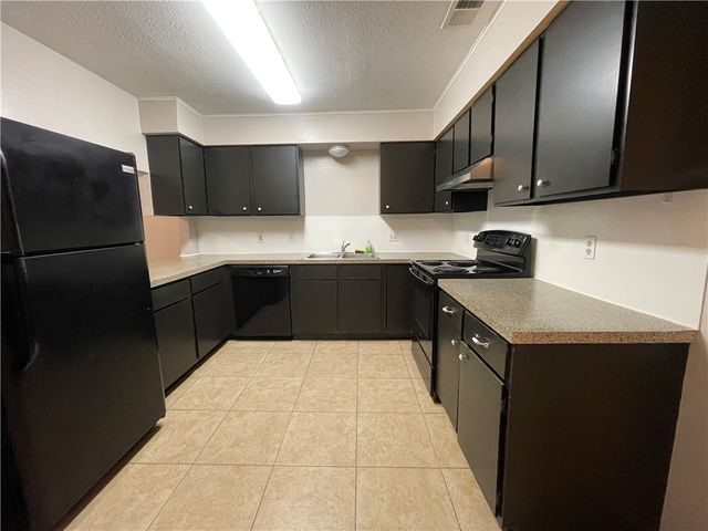 4805 Shadowbend Dr a, Corpus Christi, TX 78413