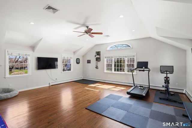 10 Maurice Street, Norwalk, CT 06851