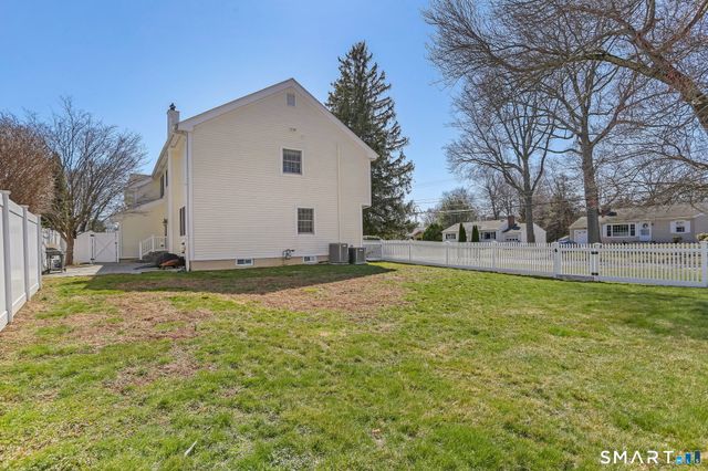 10 Maurice Street, Norwalk, CT 06851