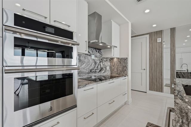 301 1ST STREET S 2705, St Petersburg, FL 33701