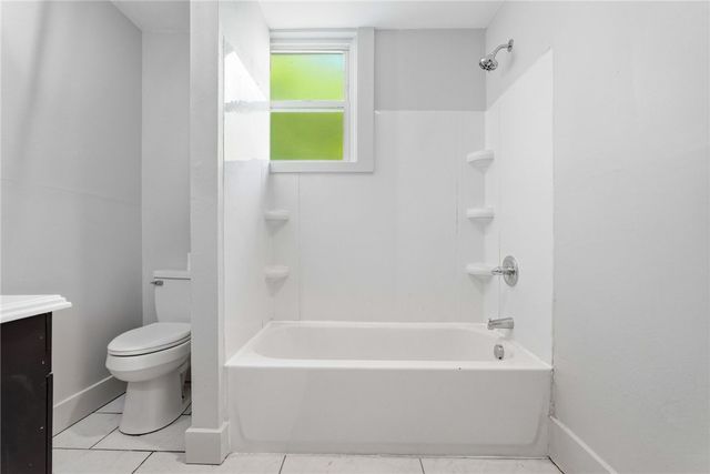 709 E 14th Ave., Munhall, PA 15120