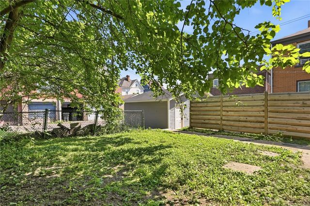 709 E 14th Ave., Munhall, PA 15120