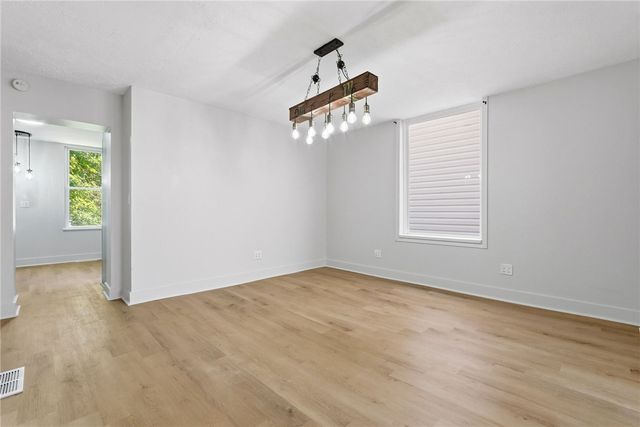 709 E 14th Ave., Munhall, PA 15120