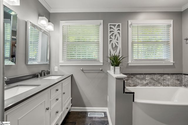 407 Gray Fox Square, Taylors, SC 29687