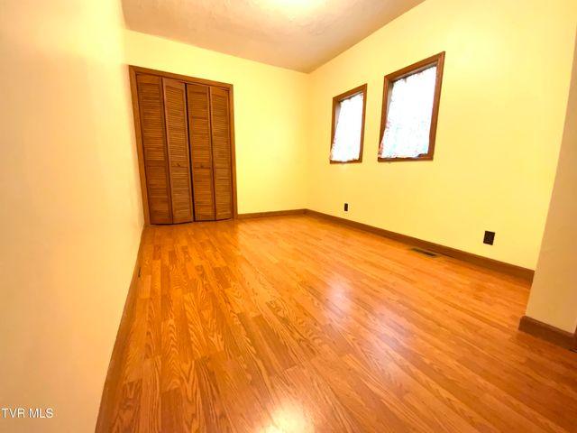 615 South Armstrong Road, Rogersville, TN 37857