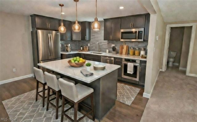 8796 Evergreen Drive 8794, Mentor, OH 44060