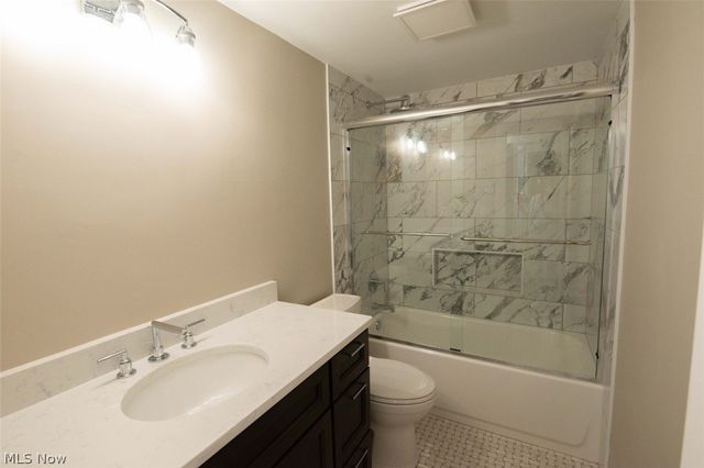 8796 Evergreen Drive 8794, Mentor, OH 44060