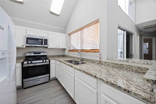 13134 Bamboo Forest Trail, Houston, TX 77044