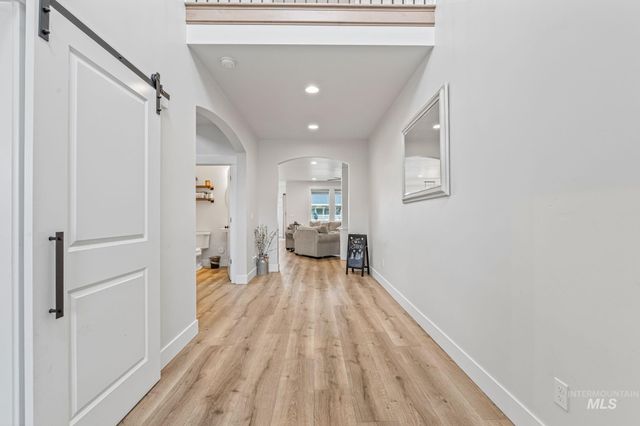 3827 W Viso St, Meridian, ID 83646