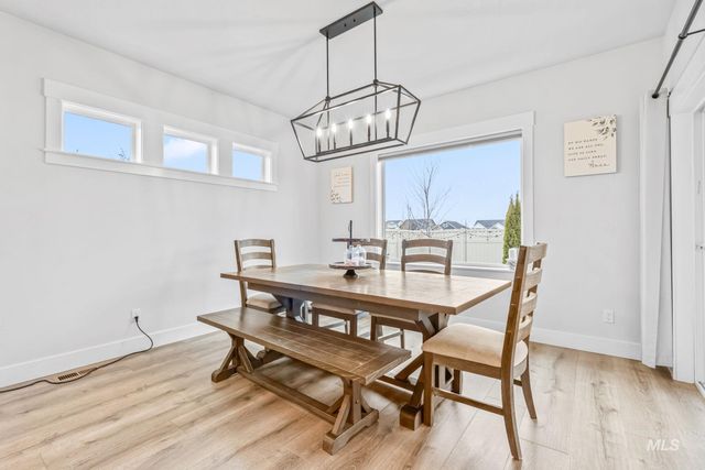 3827 W Viso St, Meridian, ID 83646