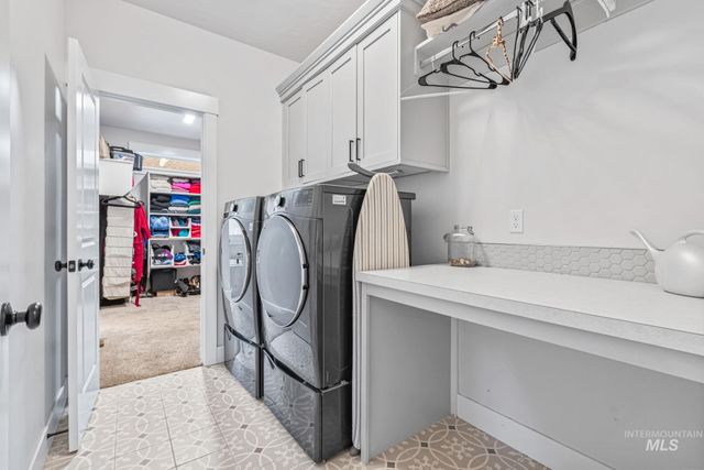 3827 W Viso St, Meridian, ID 83646