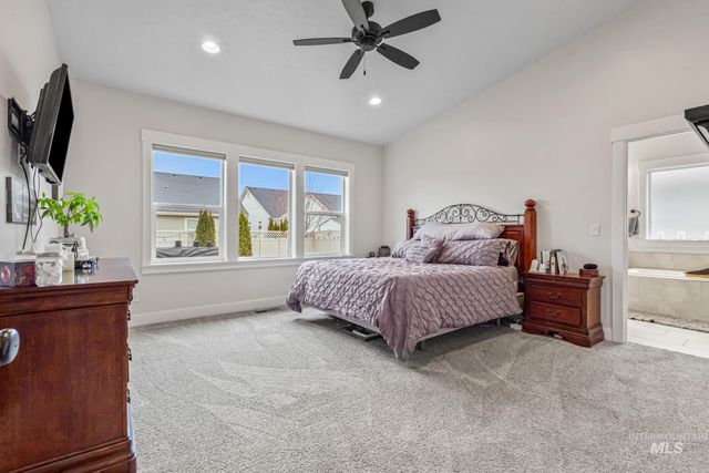 3827 W Viso St, Meridian, ID 83646