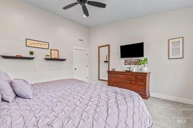 3827 W Viso St, Meridian, ID 83646