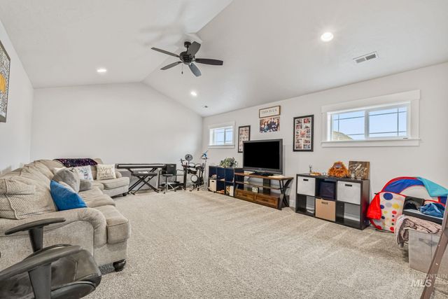 3827 W Viso St, Meridian, ID 83646