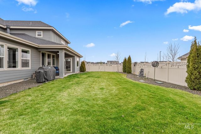 3827 W Viso St, Meridian, ID 83646