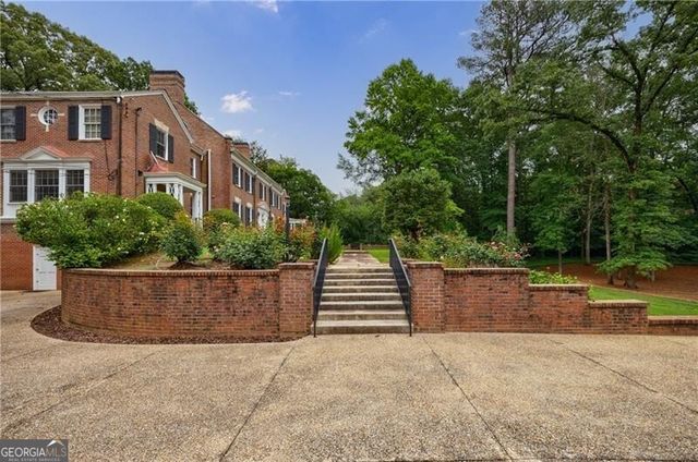 280 Blackland Road NW, Atlanta, GA 30342