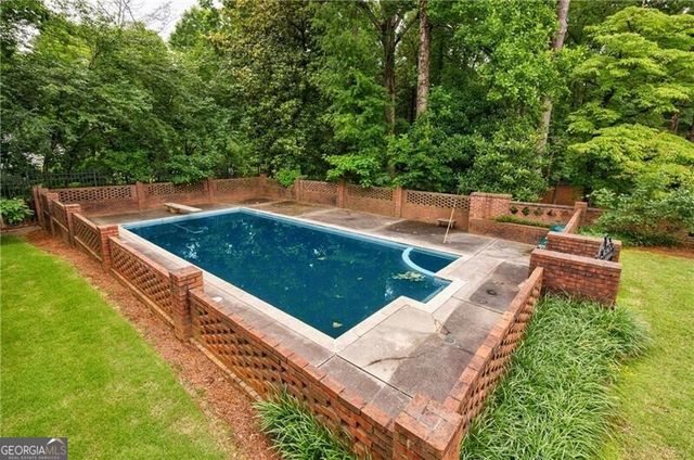 280 Blackland Road NW, Atlanta, GA 30342